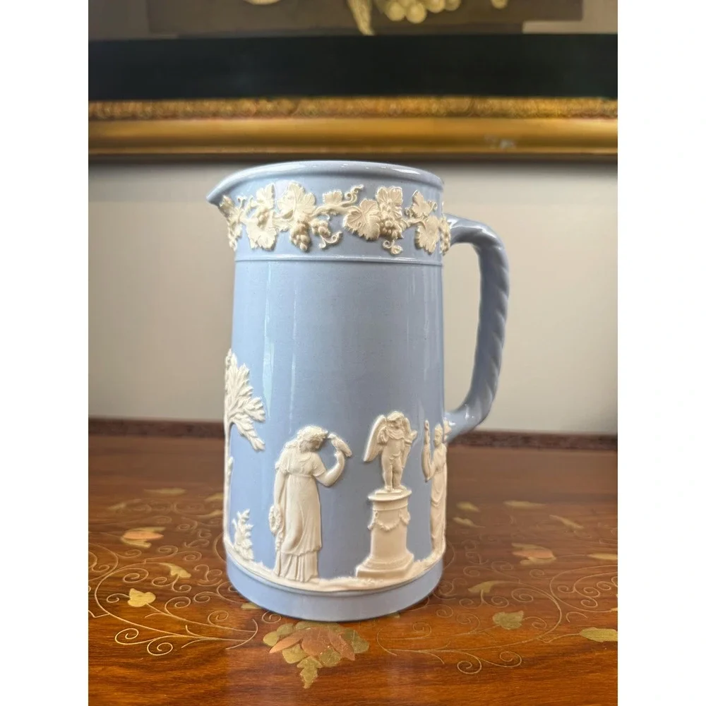 Vintage Wedgwood Queen's Ware Pitcher 7